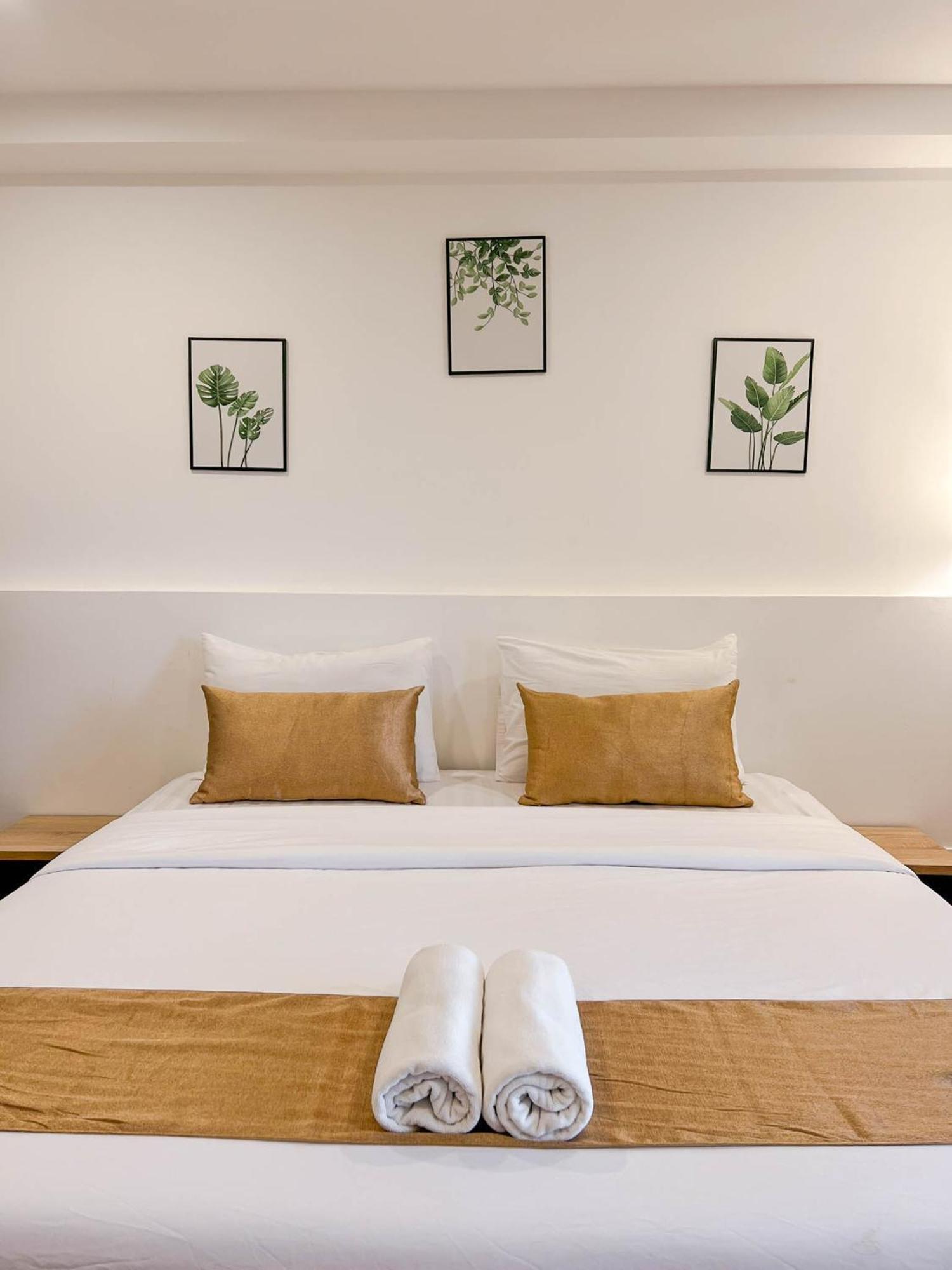 Inspire House Hotel Chiang Mai Bagian luar foto