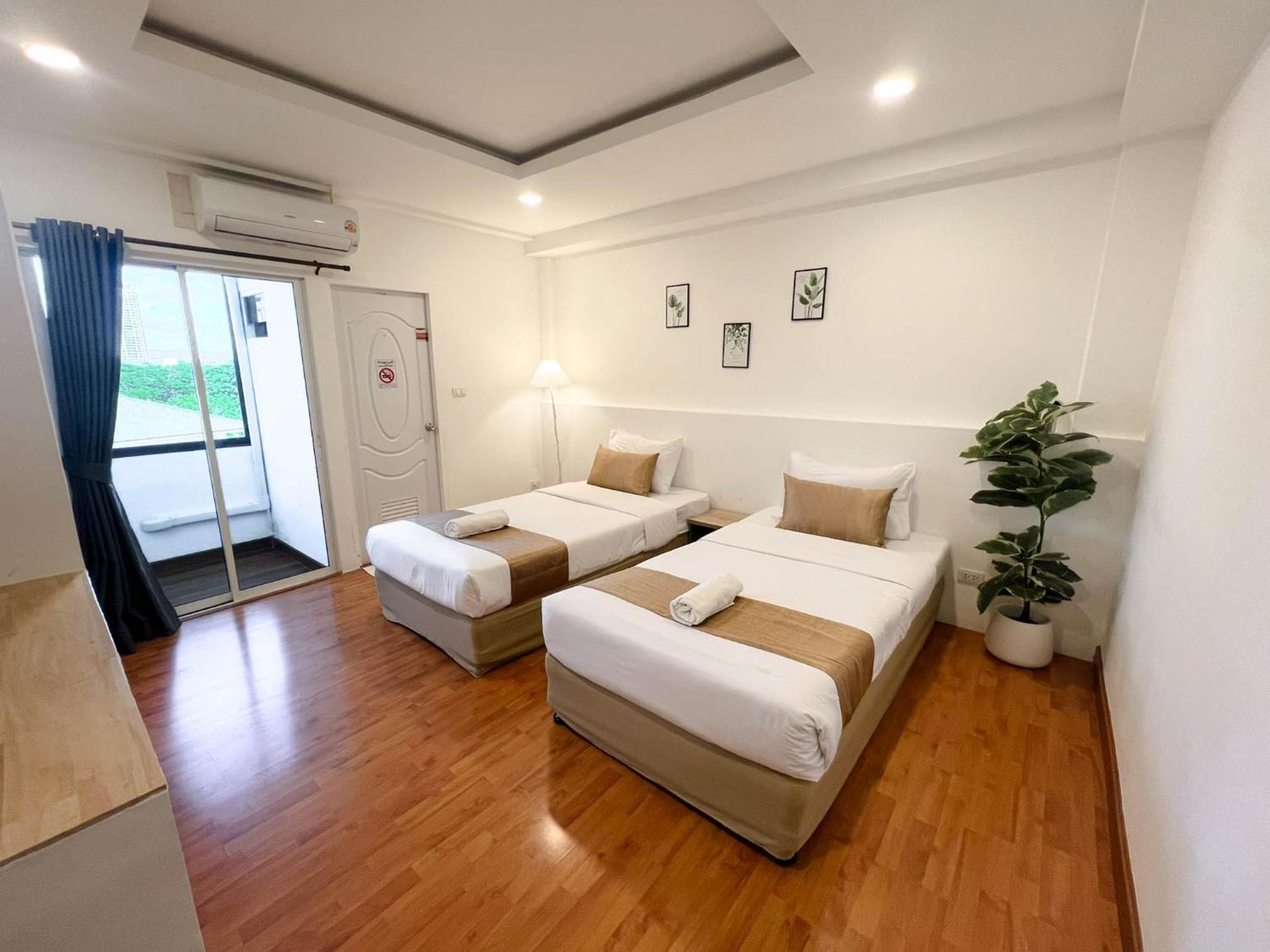 Inspire House Hotel Chiang Mai Bagian luar foto