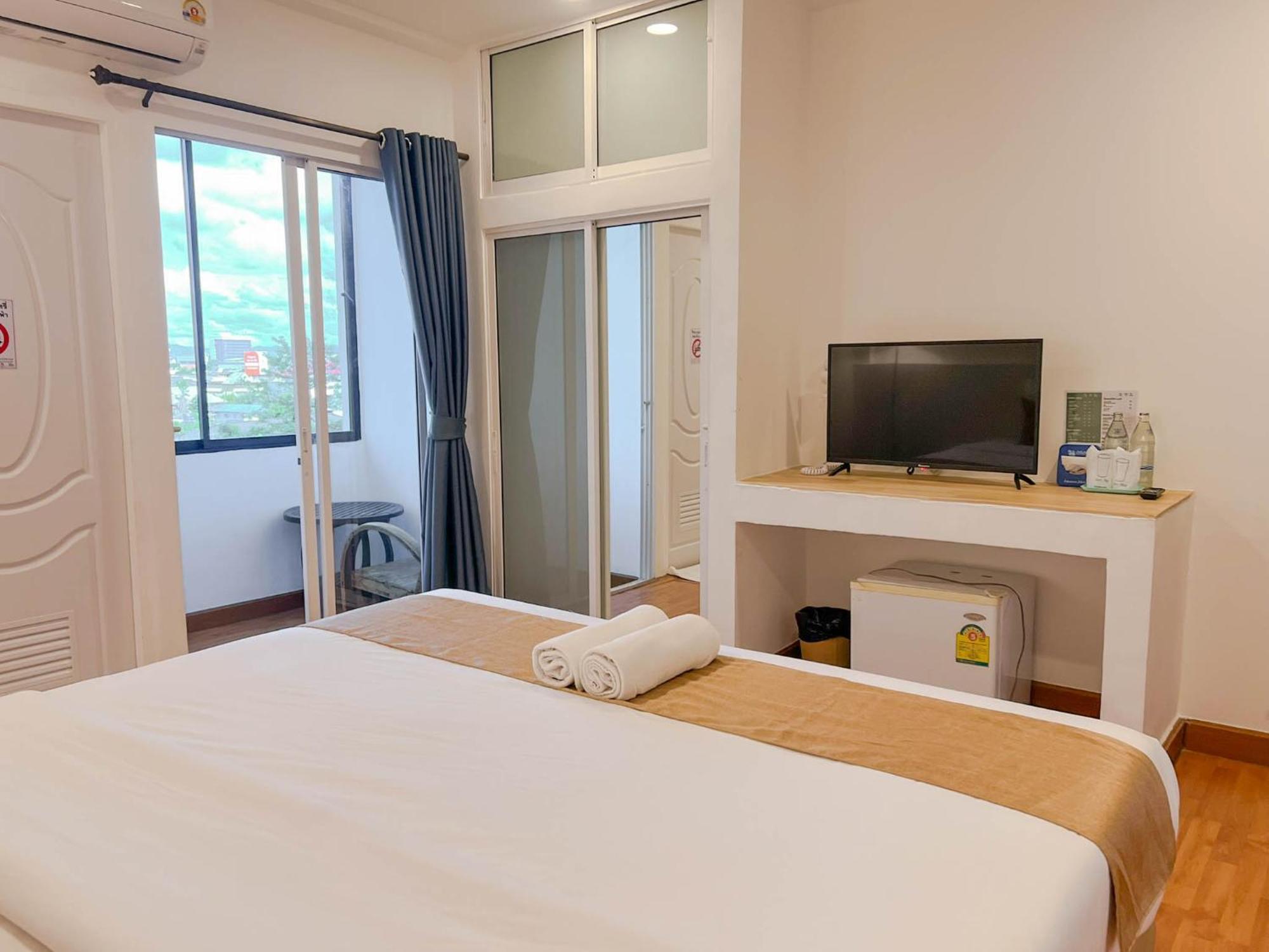 Inspire House Hotel Chiang Mai Bagian luar foto