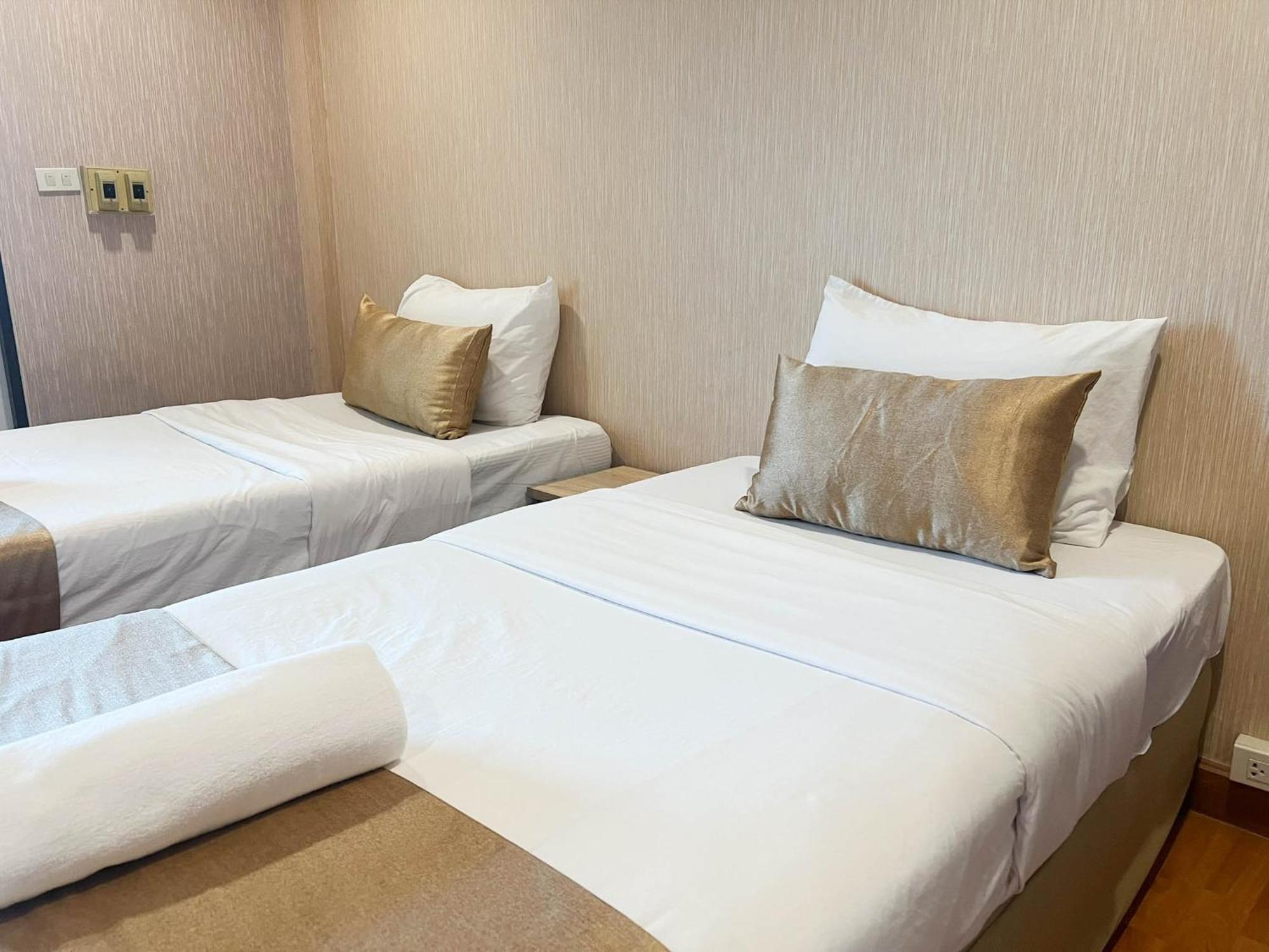 Inspire House Hotel Chiang Mai Bagian luar foto